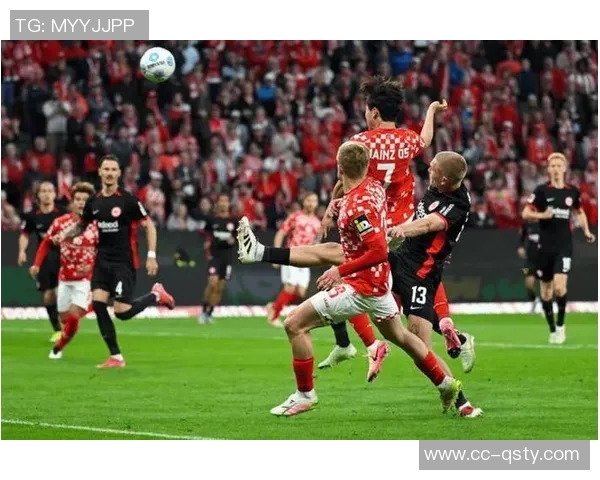 拜仁主场迎战美因茨八连胜势不可挡场均净胜四球以上 拜仁主场迎战美因茨八连胜势不可挡场均净胜四球以上