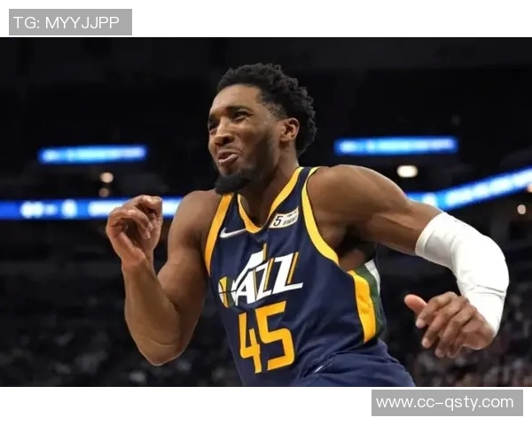 米切尔短暂出战18分钟表现平平贡献7分1板2助2断展现潜力